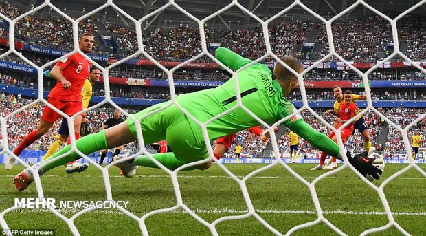 دیدار تیم های ملی فوتبال سوئد و انگلیس