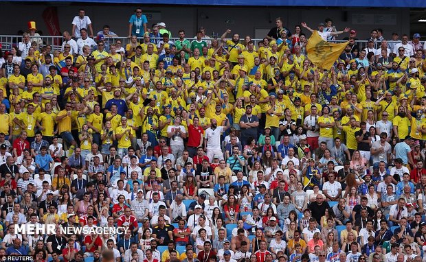 دیدار تیم های ملی فوتبال سوئد و انگلیس