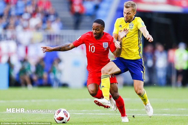 دیدار تیم های ملی فوتبال سوئد و انگلیس