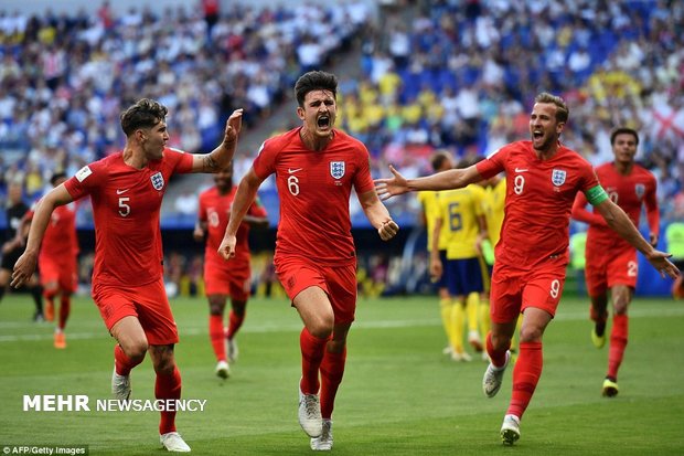 دیدار تیم های ملی فوتبال سوئد و انگلیس