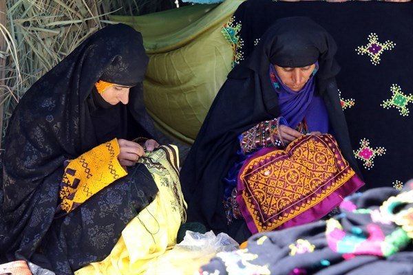 اشتغال۱۰۰ بانوی سیستان و بلوچستانی با بهره گیری از صنایع دستی