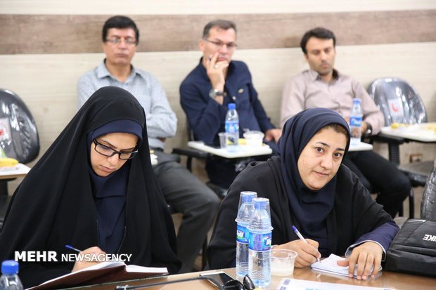  نشست خبری معاونت بهداشتی دانشکده علوم پزشکی لارستان