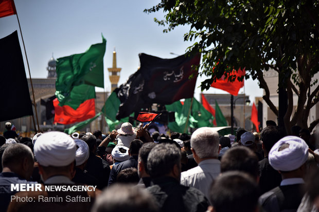 Mourners in Mashahhd mark Imam Sadegh martyrdom 