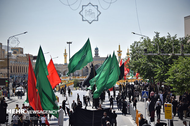 Mourners in Mashahhd mark Imam Sadegh martyrdom 