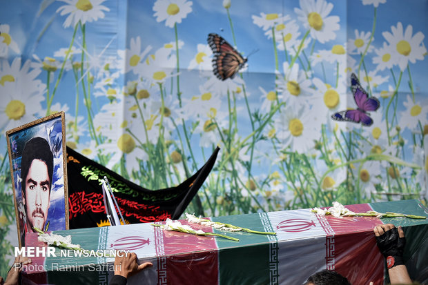 Mourners in Mashahhd mark Imam Sadegh martyrdom 