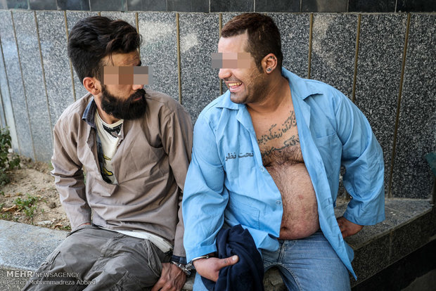 کشف بیش از دو تن انواع مواد مخدر توسط  پلیس مبارزه با مواد مخدر تهران