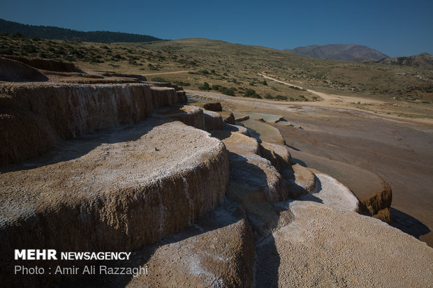 Badab Soort spring blanketed by drought 