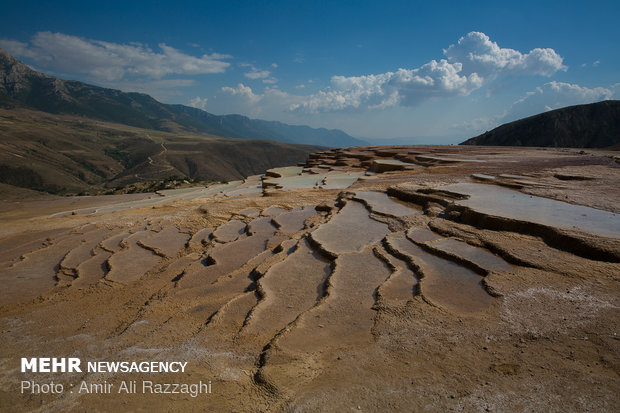 Badab Soort spring blanketed by drought 