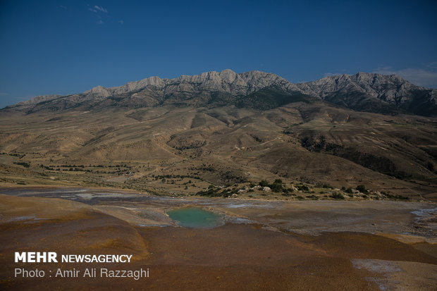 Badab Soort spring blanketed by drought 