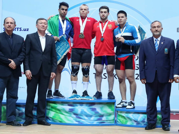 Iran’s Soltani snatched 3 medals at IWF Junior World C’ships