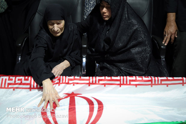 شهید محمد عمویی پس از ۳۶ سال در آغوش مادر