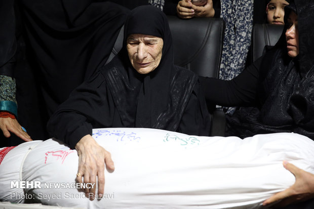 شهید محمد عمویی پس از ۳۶ سال در آغوش مادر