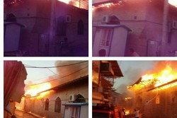 مسجد جامع ساری دچار حریق شد/ سرایت آتش به بازار