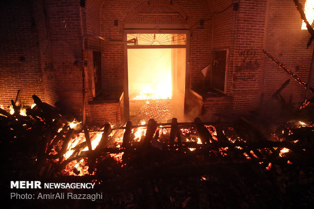 آتش سوزی در قدیمی ترین مسجد مازندران
