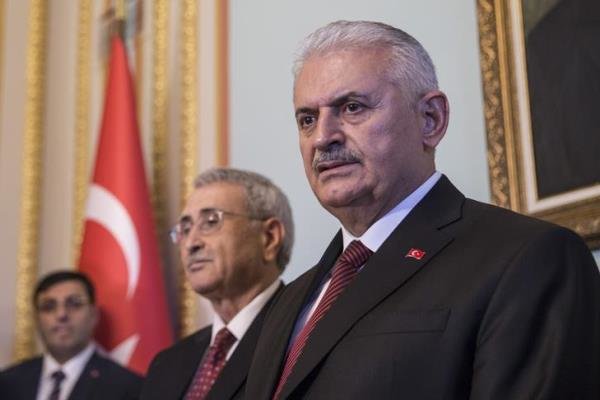رئيس البرلمان التركي: لا حليف لأميركا سوى الدولار 