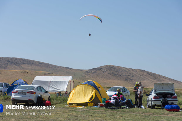 International paragliding tournament in Urmia