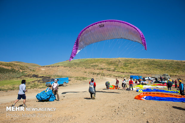International paragliding tournament in Urmia
