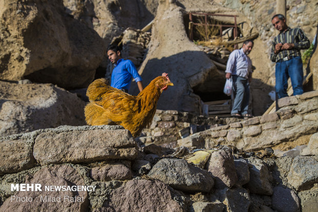 Kandovan, a terrific rocky village