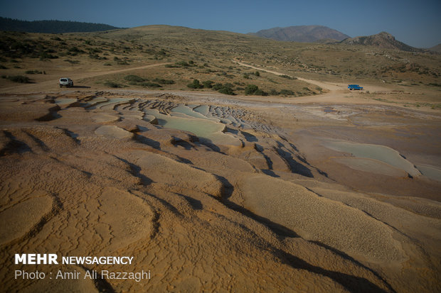 Badab Soort spring blanketed by drought 