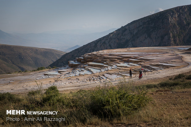 Badab Soort spring blanketed by drought 