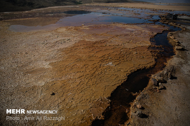 Badab Soort spring blanketed by drought 