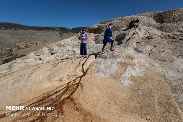 Badab Soort spring blanketed by drought 