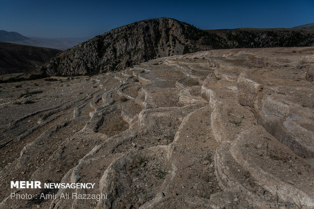 Badab Soort spring blanketed by drought 