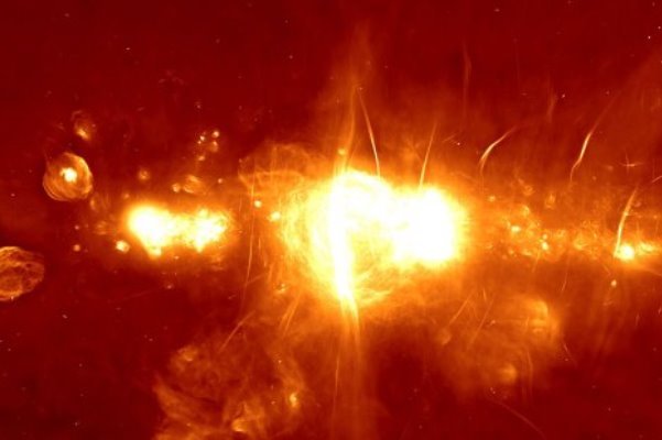 تصویری با کیفیت از مرکز کهکشان راه شیری ثبت شد