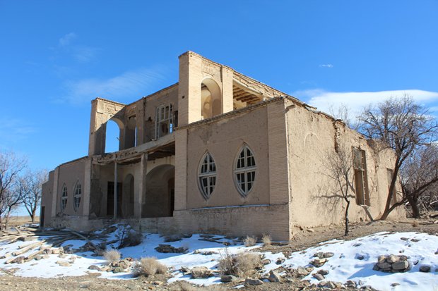 «کوشک دربر» قم مرمت و احیا می‌شود