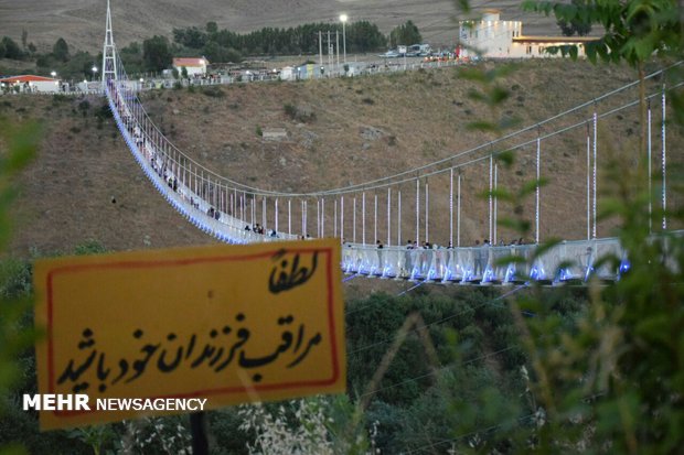 طولانی ترین پل معلق خاورمیانه در مشکین شهر