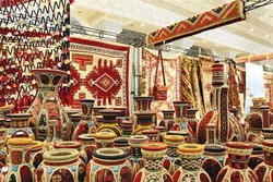 Major handicrafts exhibit underway in Saqqez