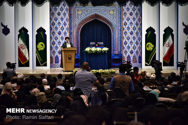 معرفی برگزیدگان جایزه جهانی گوهرشاد در مشهد 