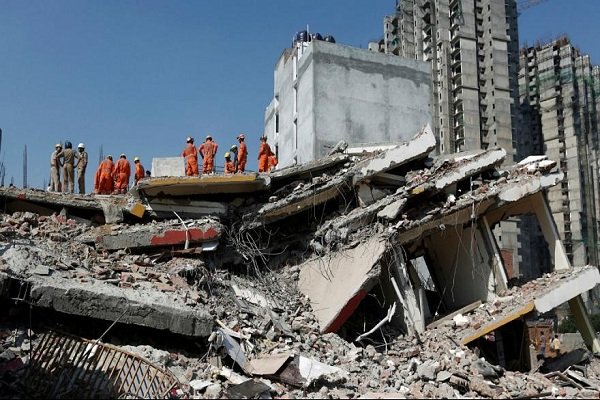 بھارت میں زیر تعمیر عمارت منہدم ہونے سے 2 افراد ہلاک، 19 زخمی