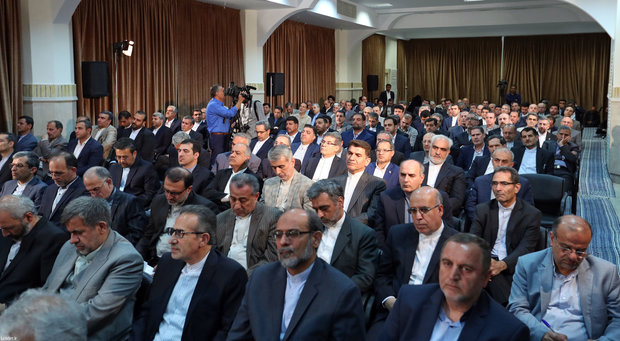 Leader addresses the annual gathering of Iranian diplomats