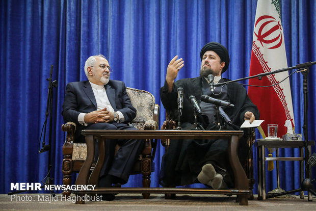 FM staff, Iran ambs. renews allegiance to ideals of Imam Khomeini