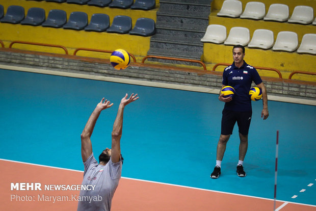 National Iranian volleyball team training session