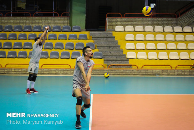 National Iranian volleyball team training session