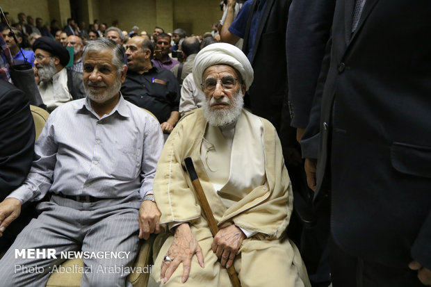 مراسم ترحیم پدر حقانیان