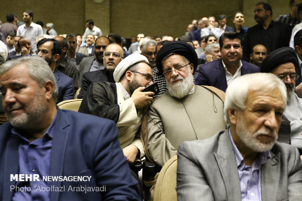 مراسم ترحیم پدر حقانیان