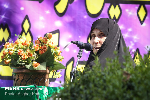 Iranian young wrestlers honored in Tehran