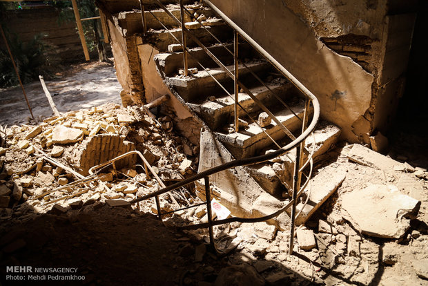 Historical hotel in Ahvaz in a bad condition