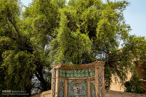 Historical hotel in Ahvaz in a bad condition