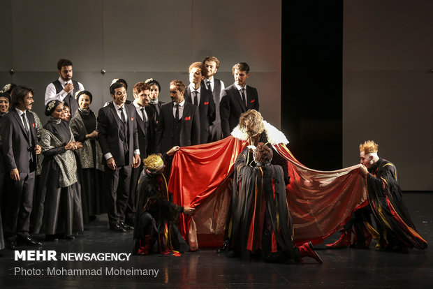 Richard III adaption staged in Tehran