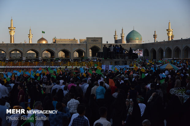 Showering Holy Shrine of Imam Reza (AS) with flowers 