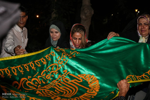 جشن مردمی شب میلاد امام رضا (ع) در پارک شهر