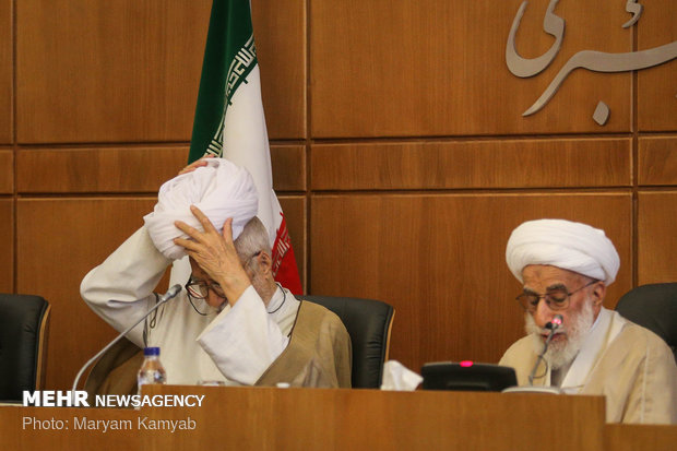 نشست مشترک هیات رئیسه مجلس خبرگان با کمیسیون ها