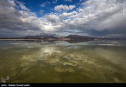 Photo depicts a view of Urmia Lake in December 2016, photo by Mojtaba Esmaeilzadeh/ Tasnim