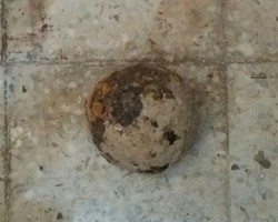 Century-old cannonball founded at palace in Isfahan