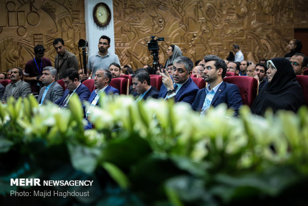 ELECOMP 2018 opens in Tehran