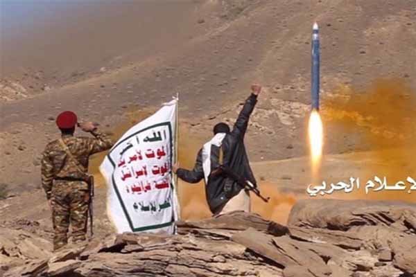 نیروهای یمنی موشک بالستیک به جنوب عربستان شلیک کردند